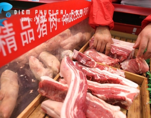 Thịt đông lạnh có nặng hơn thịt tươi hay không, có mất khối lượng khi rã đông?
