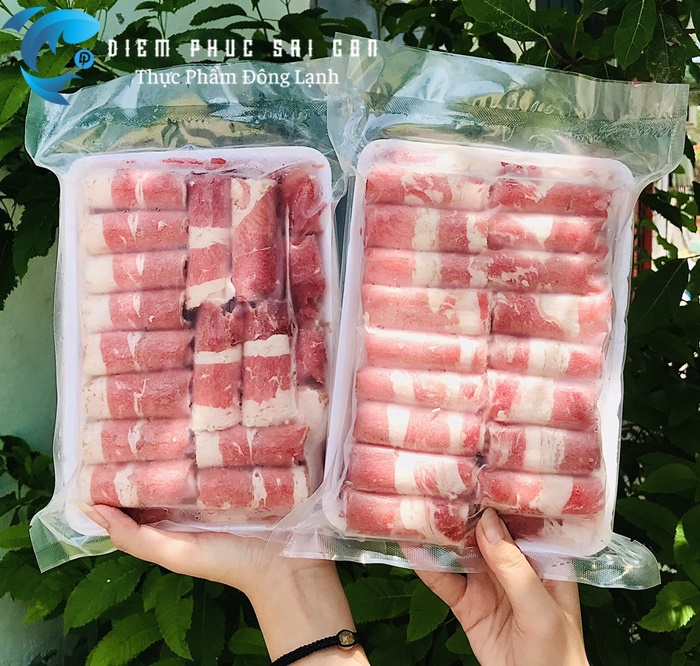 Ba chỉ bò cuộn nguồn nguyên liệu quen thuộc của hầu hết khách hàng. 