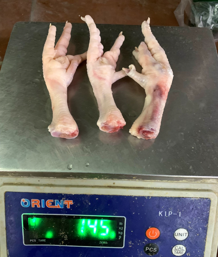 Chân gà có xương size to giá sỉ tại Diễm Phúc Sài Gòn